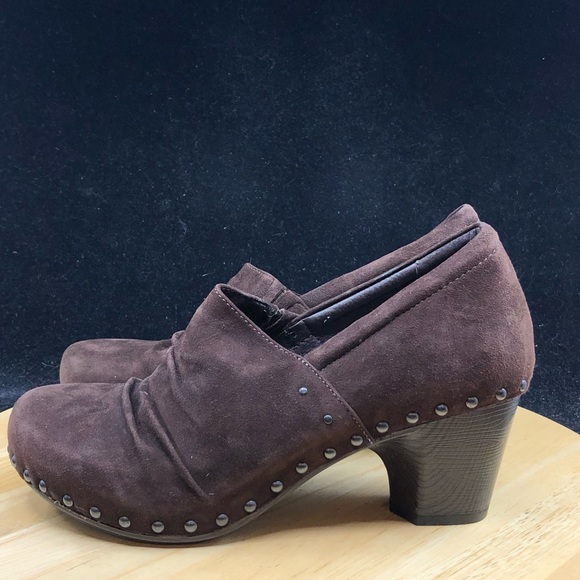 Dansko Nori Women’s Size 10.5 - 11 US Brown Suede Comfort Studded Heel Clogs - Picture 6 of 9
